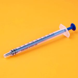 Jeringa hipodérmica Luer Lock con aguja